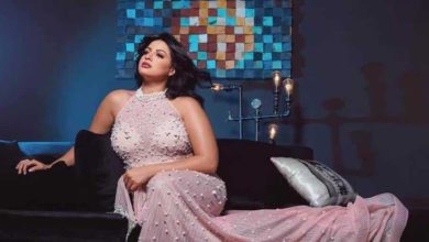 الفنانة الشابة منى فاروق alarabtrend.com